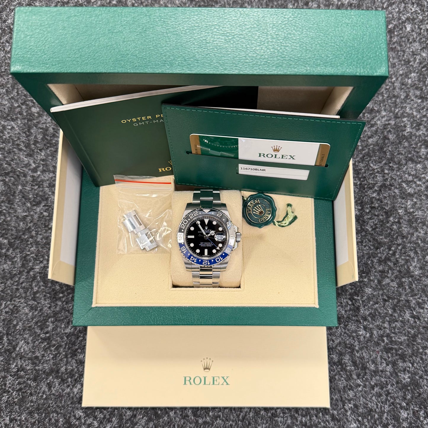 Rolex GMT-Master II - 116710BLNR