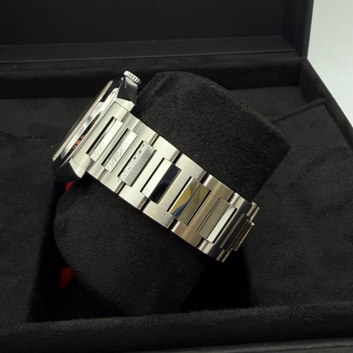Tudor Monarch - M2639W1A0U