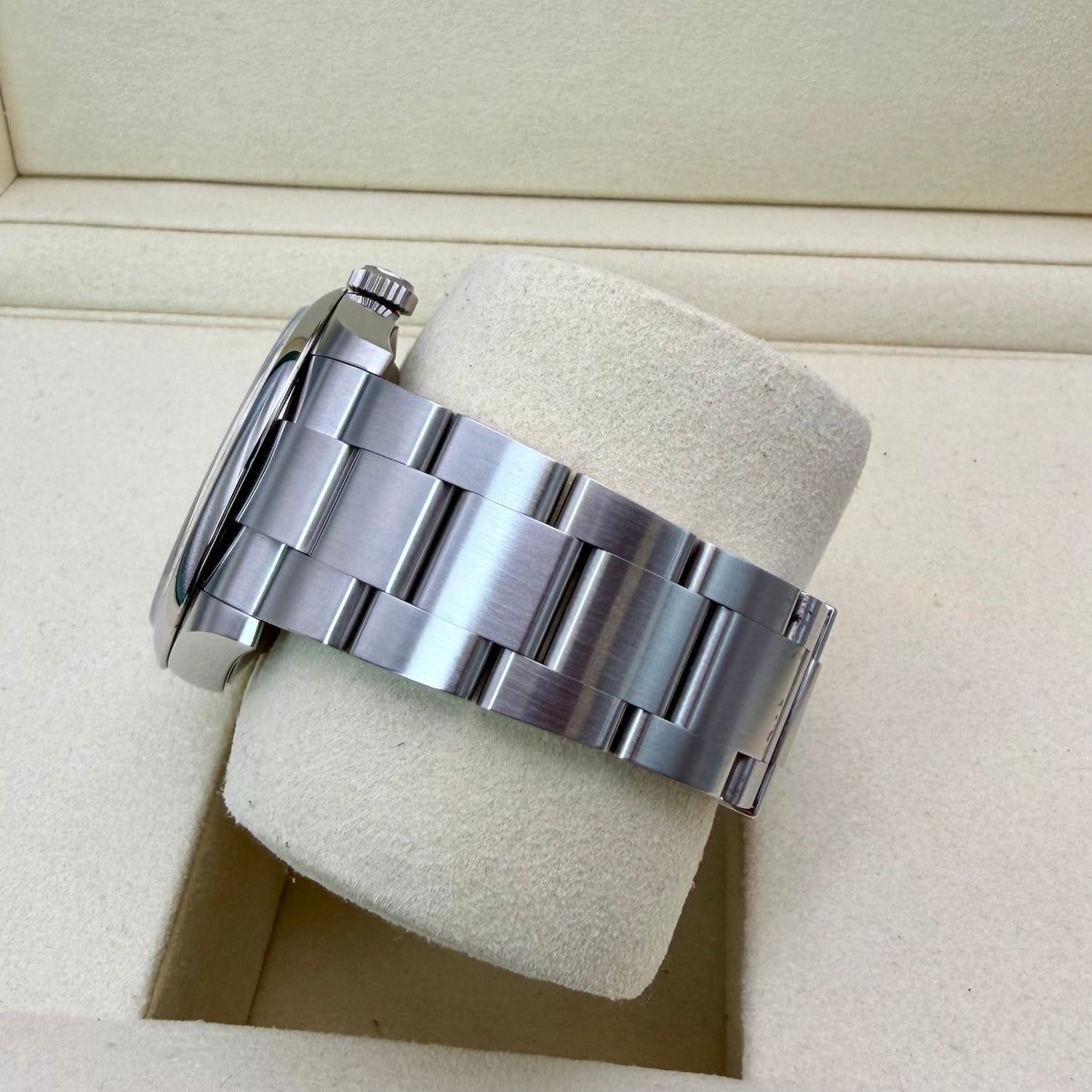 Rolex Oyster Perpetual 41 - 134300