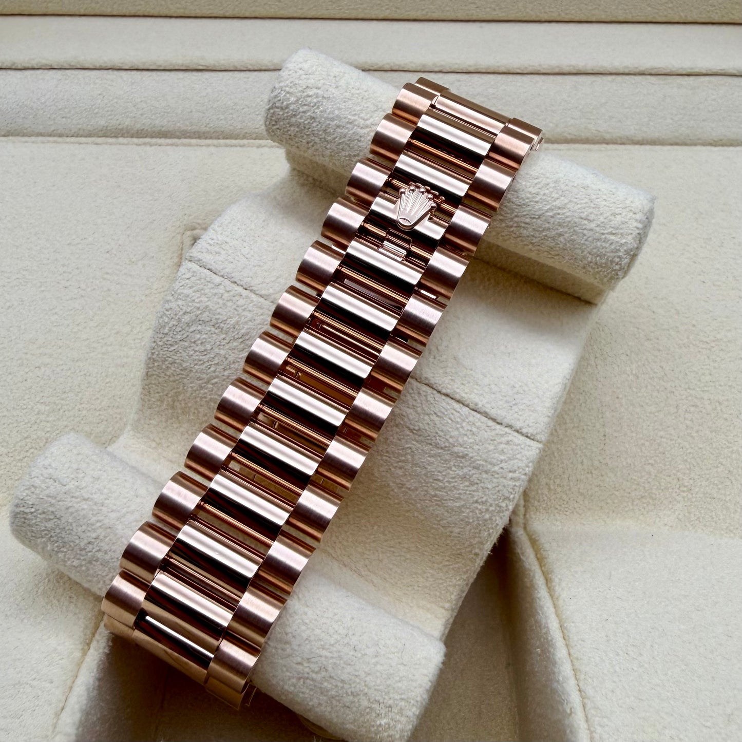 Rolex Day-Date 40 - 228235