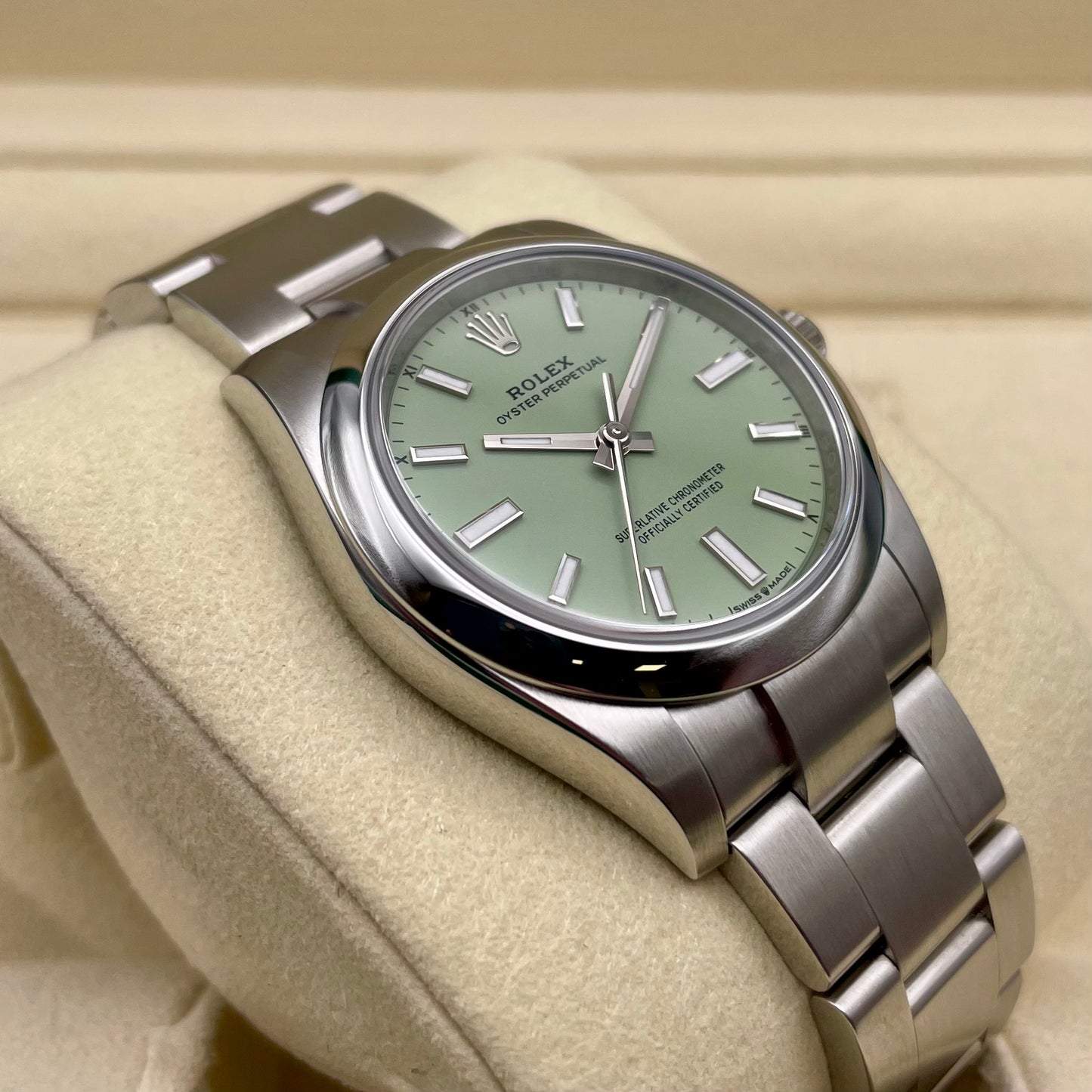 Rolex Oyster Perpetual 34 - 124200