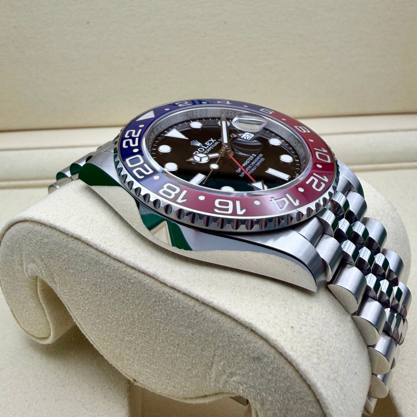 Rolex GMT-Master II - 126710BLRO