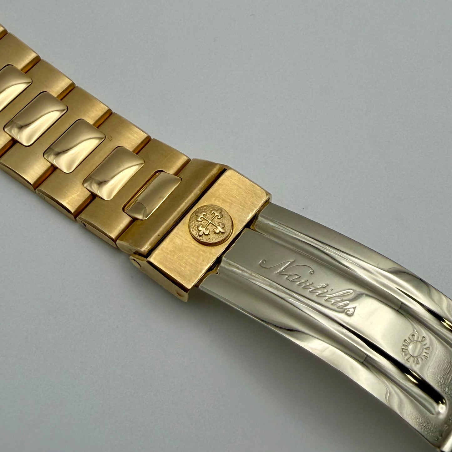Patek Philippe Nautilus - 3800/001