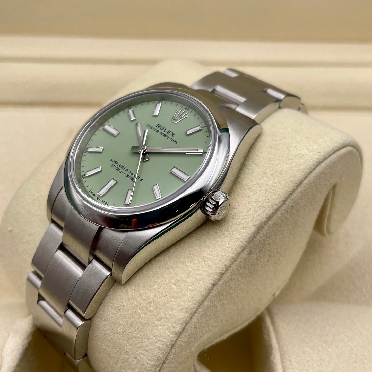 Rolex Oyster Perpetual 34 - 124200