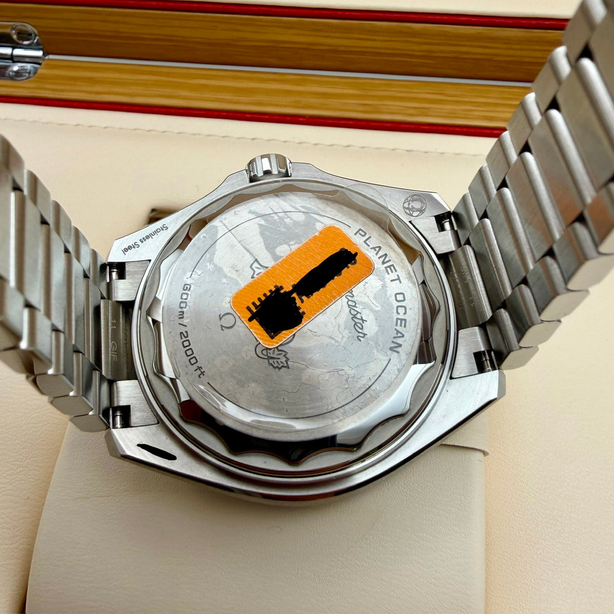 Omega Seamaster Planet Ocean 600M - 217.30.42.21.01.001