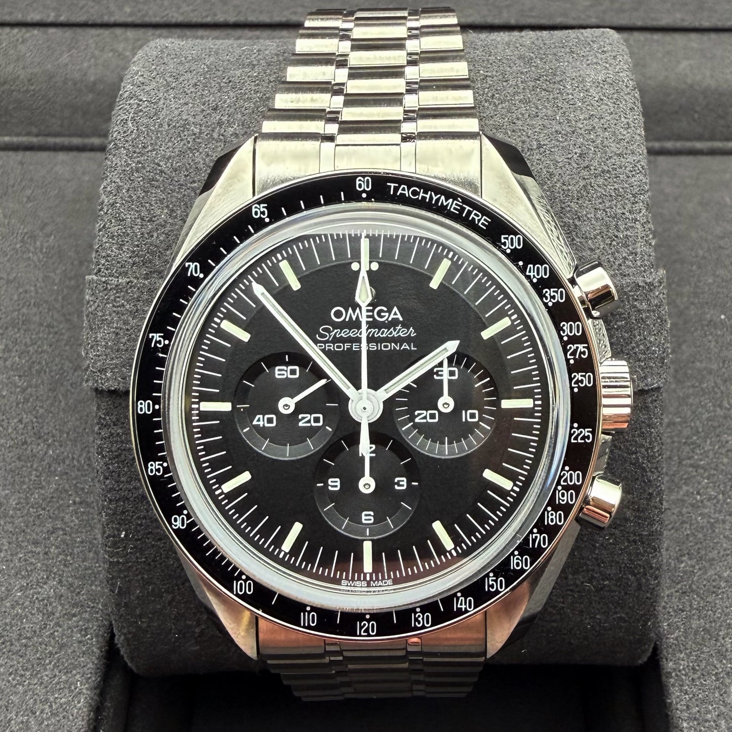Omega Speedmaster Professional Moonwatch - 310.30.42.50.01.002