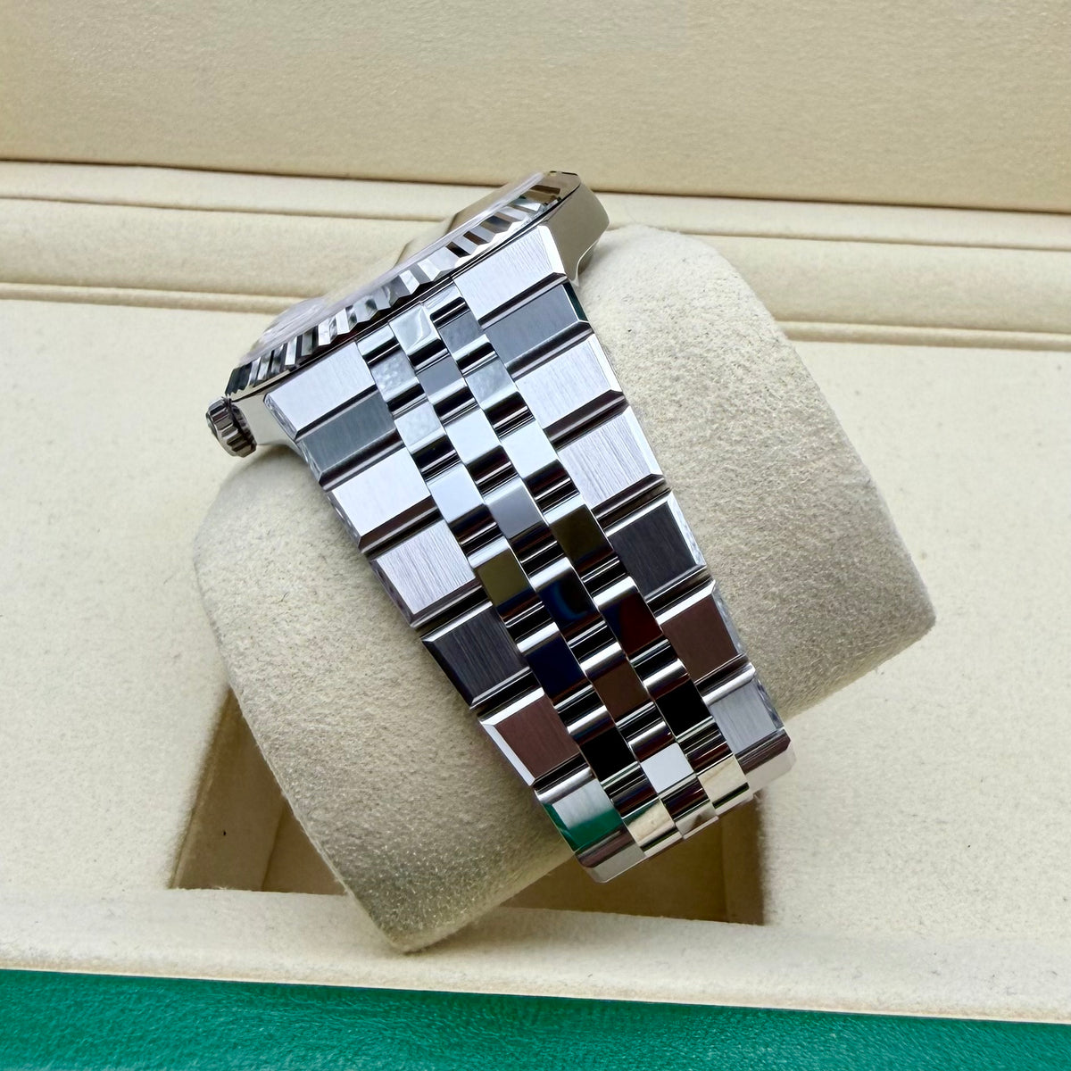 Rolex Land-Dweller 40 - 127334