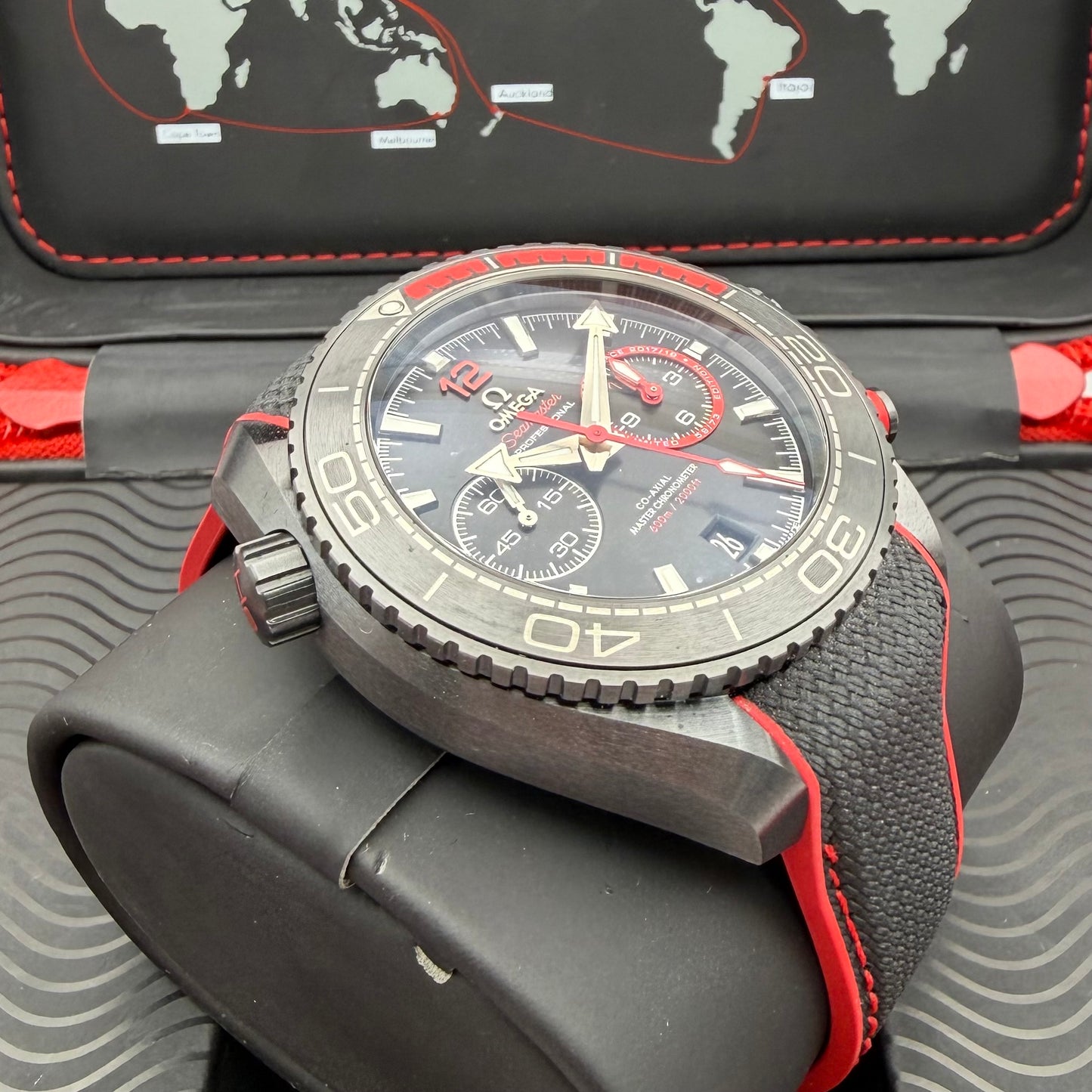 Omega Seamaster Planet Ocean - 215.92.46.51.01.002